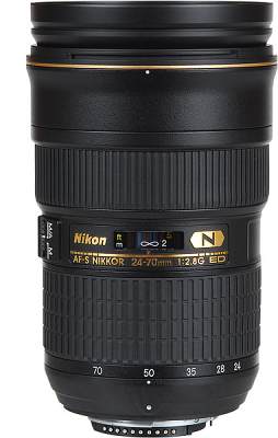 Nikon 24 - 70 mm / F2.8
